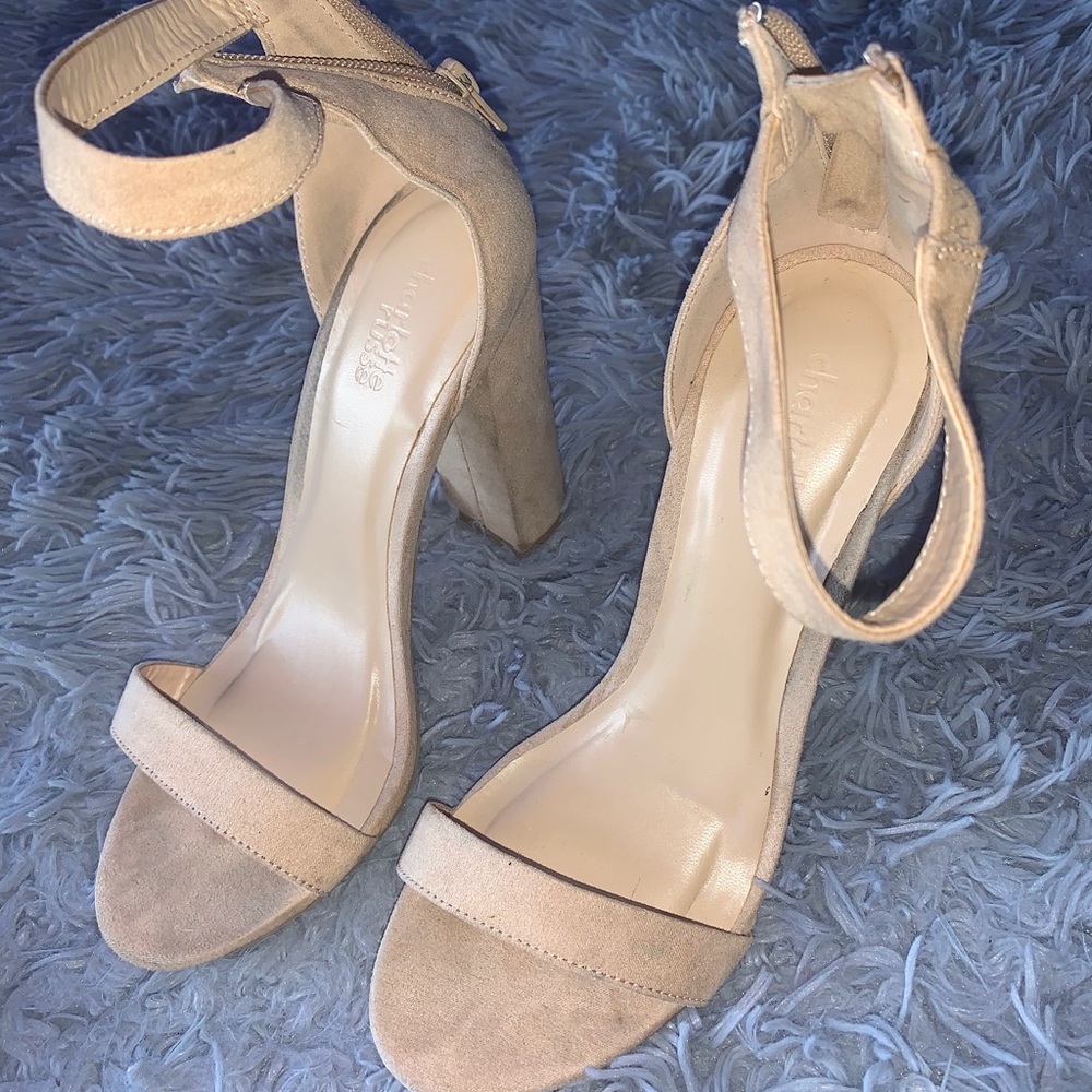 NUDE HEELS